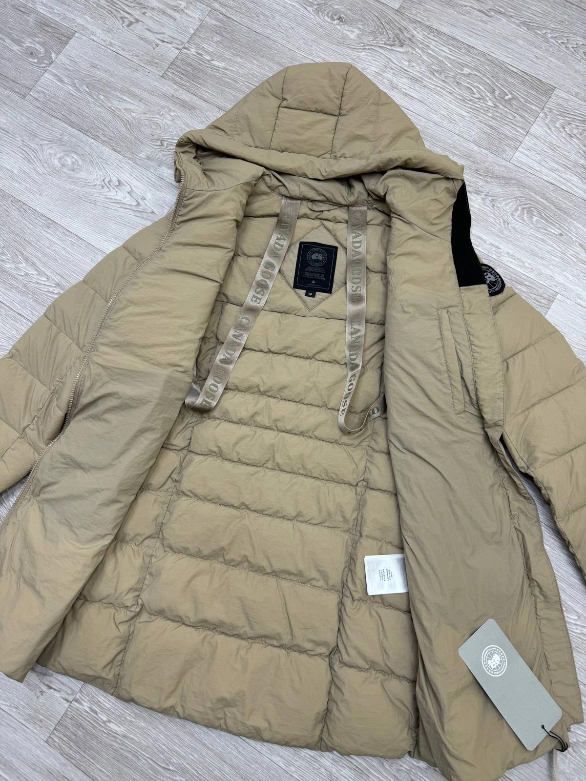 canada goose ladies long clair coat small