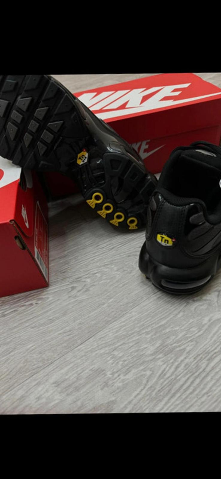 nike air max tn black uk10