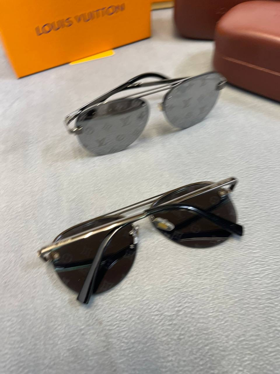 LV GLASSES WITH BOX FAST DELIVERY