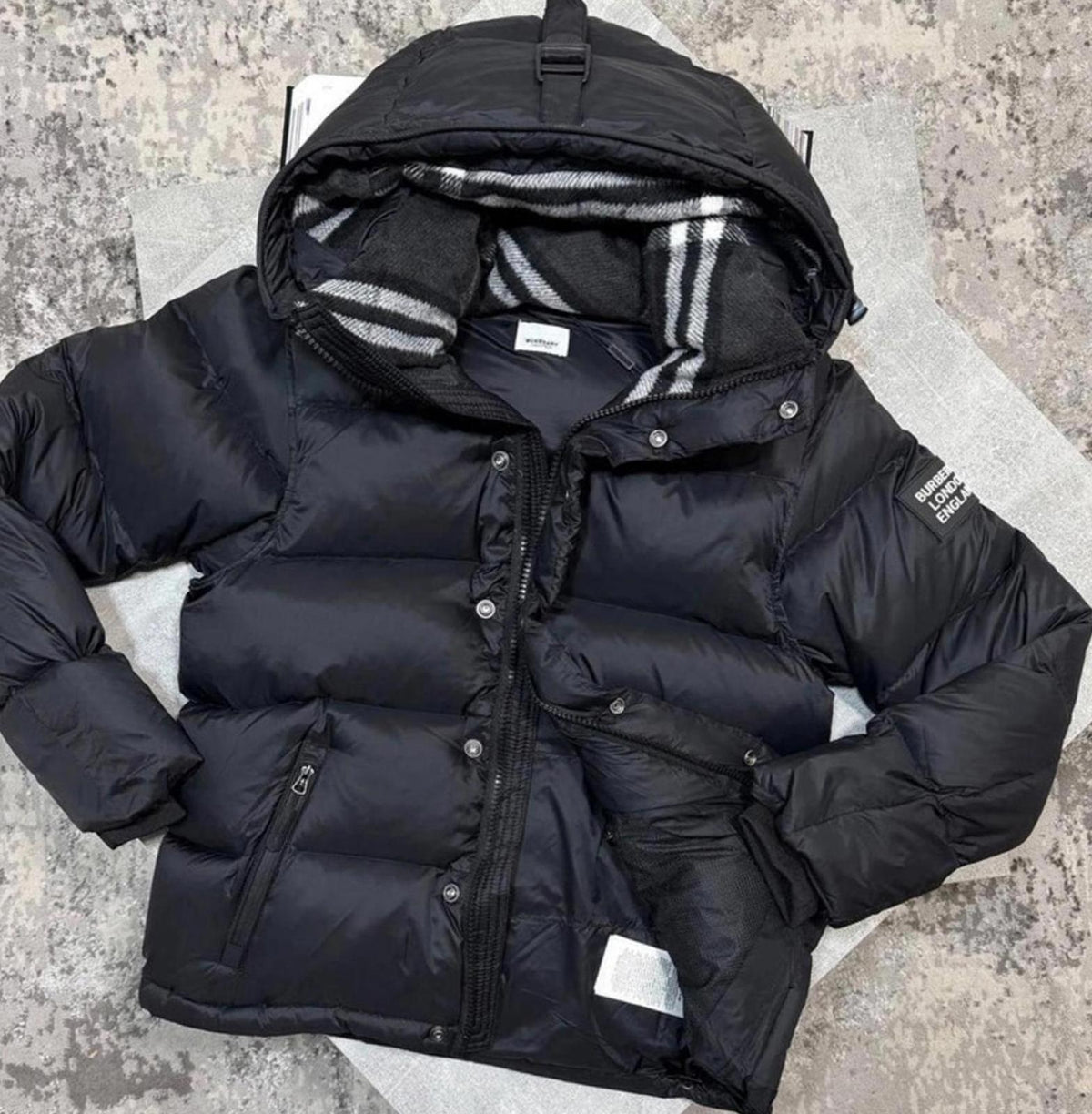 Burberry jacket black Large