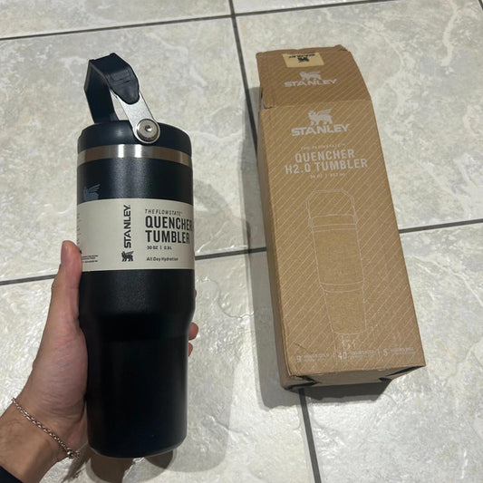 stanley tumbler black