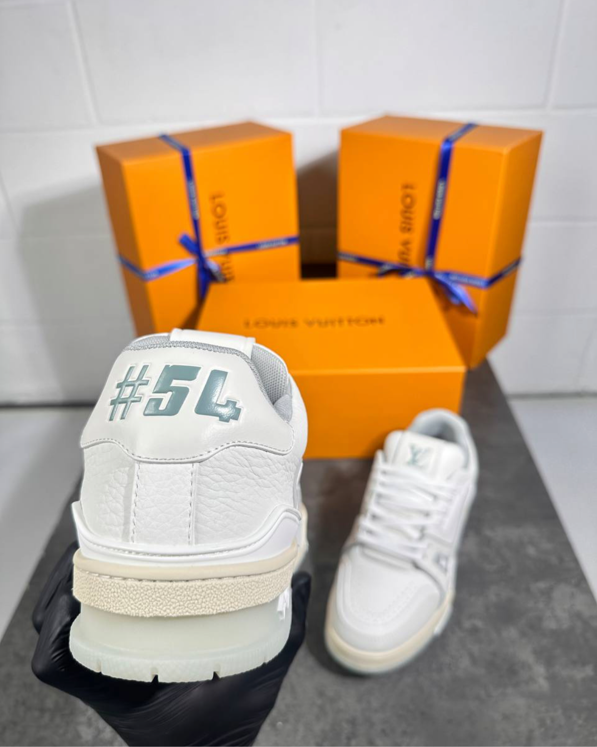 LV Trainers 
Size 6-12