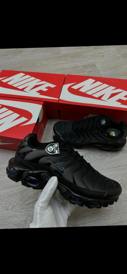 nike air max tn black uk11