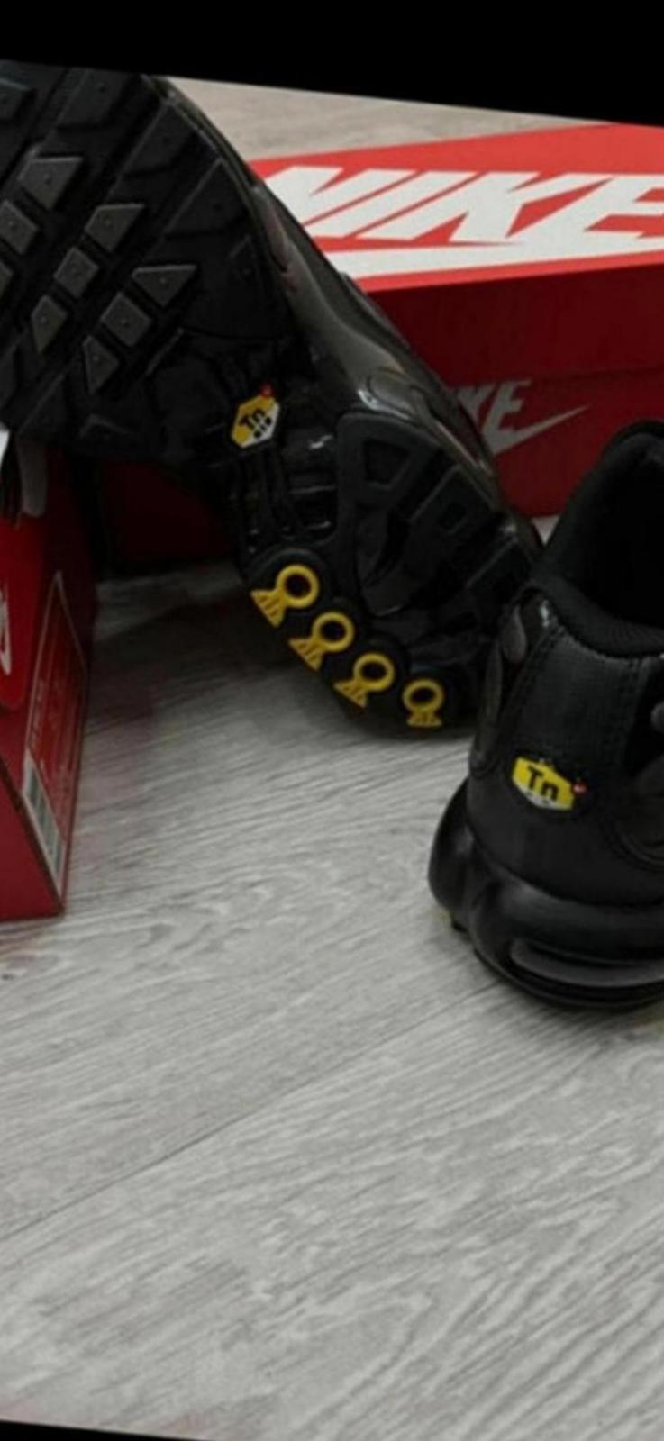 nike air max tn black uk6