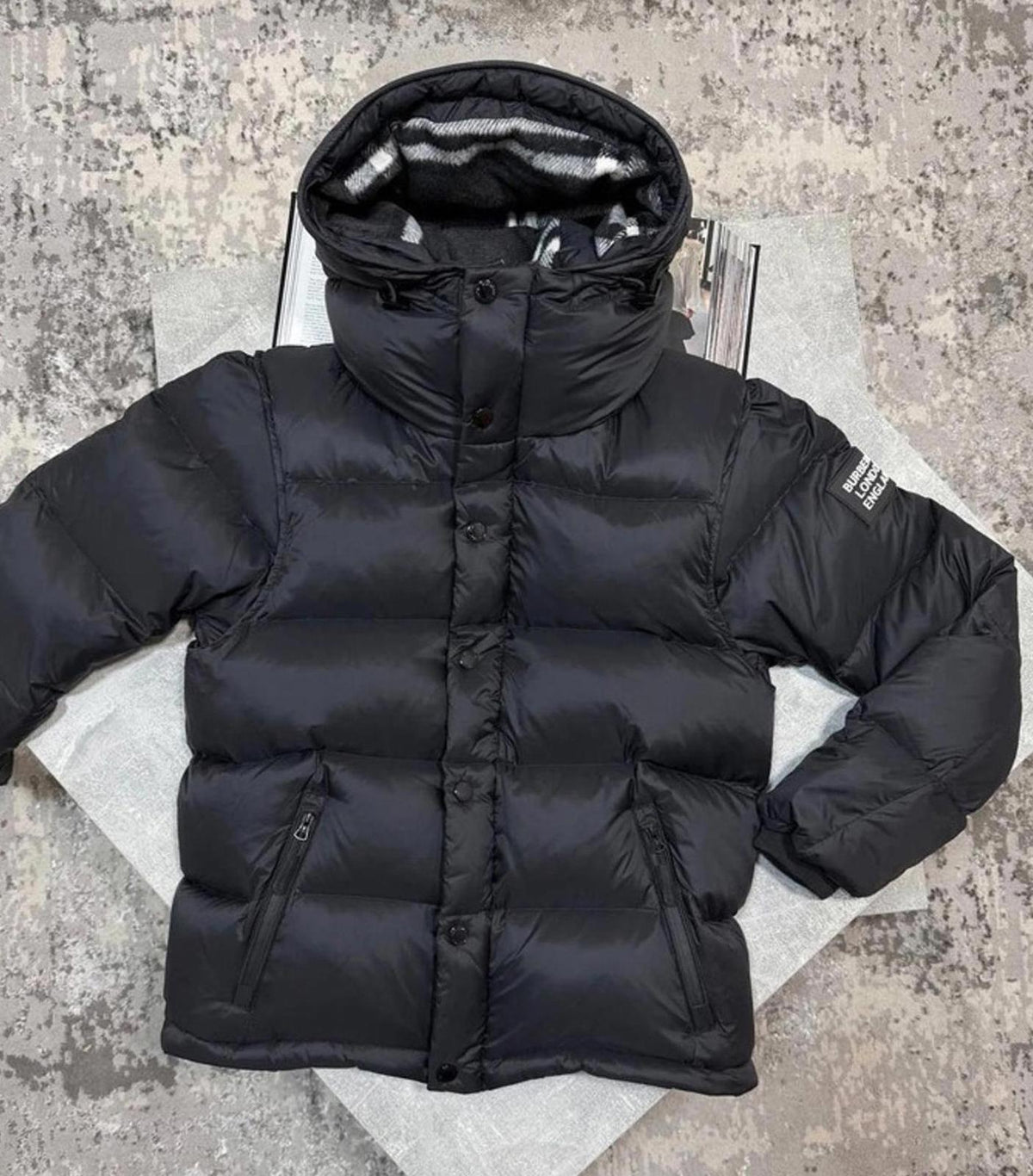Burberry jacket black XL