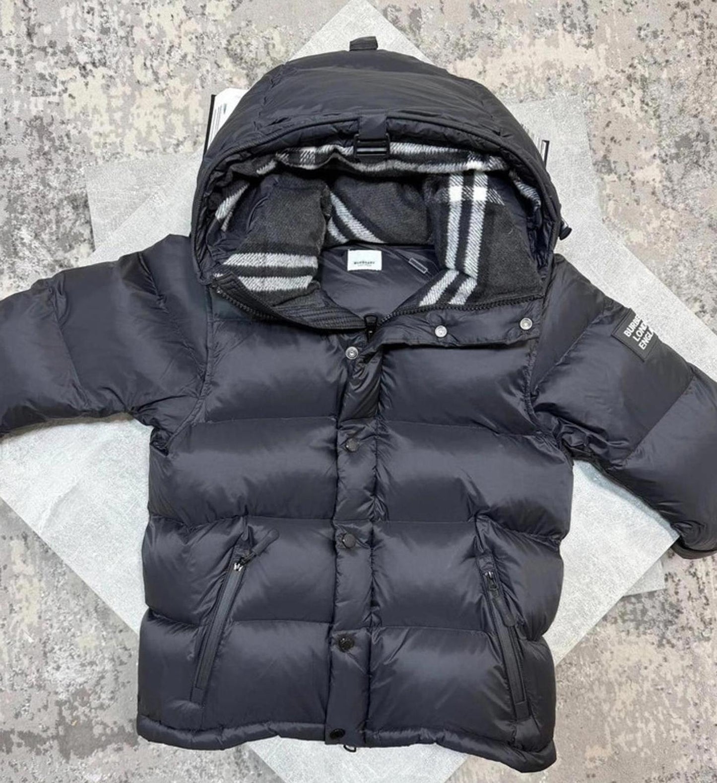 Burberry jacket black Medium