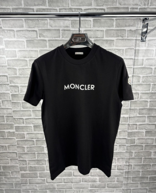 CLER T SHIRT BLACK