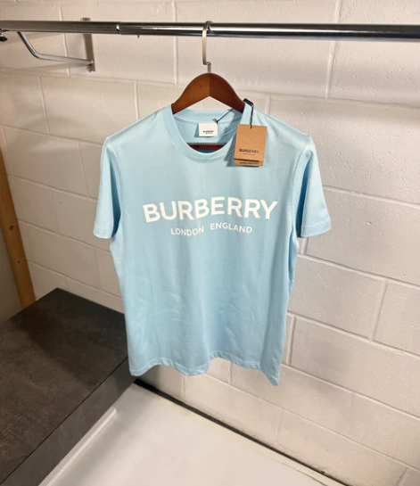 BURBERRY TEE BABY BLUE