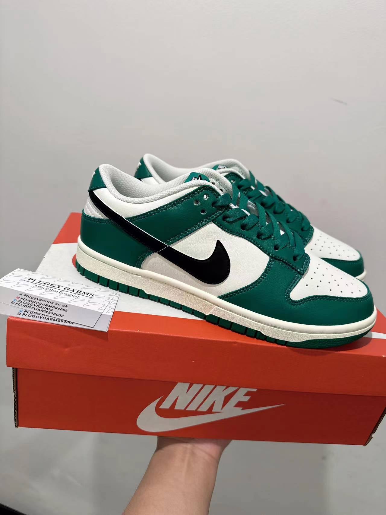 DUNKS “LOTTERY PACK”