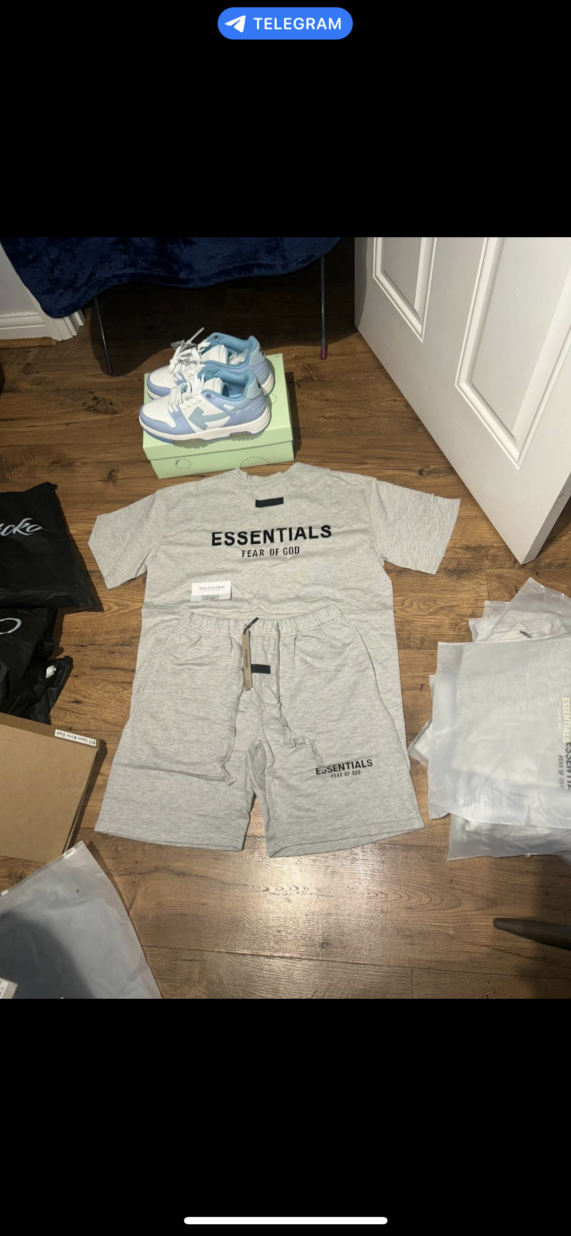 Essentials FEAR OF GOD T shirt and shorts set FAST UK DELIVERY