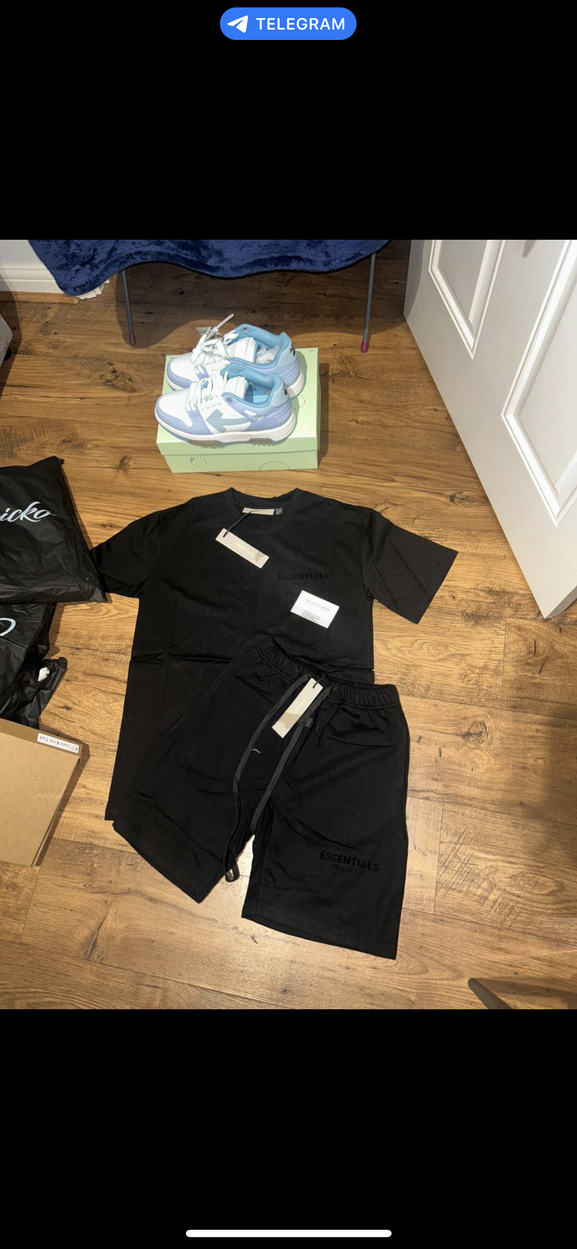 Essentials FEAR OF GOD T shirt and shorts set FAST UK DELIVERY