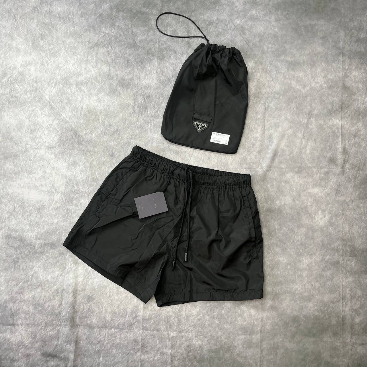 Prada Shorts🎉
Sizes S - XXL