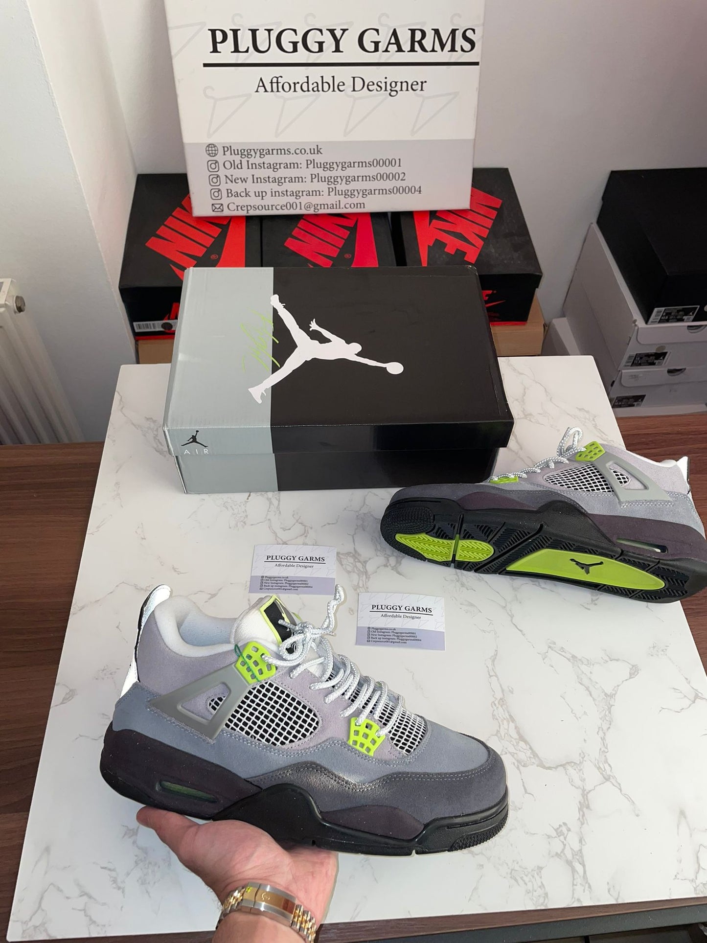 AJ4 "RETRO SE NEON"