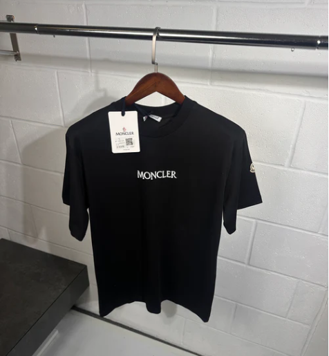 MONCLER LOGO TEE BLACK