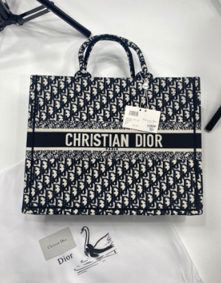 CD NAVY TOTE