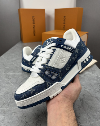 lV TRAINER BLUE