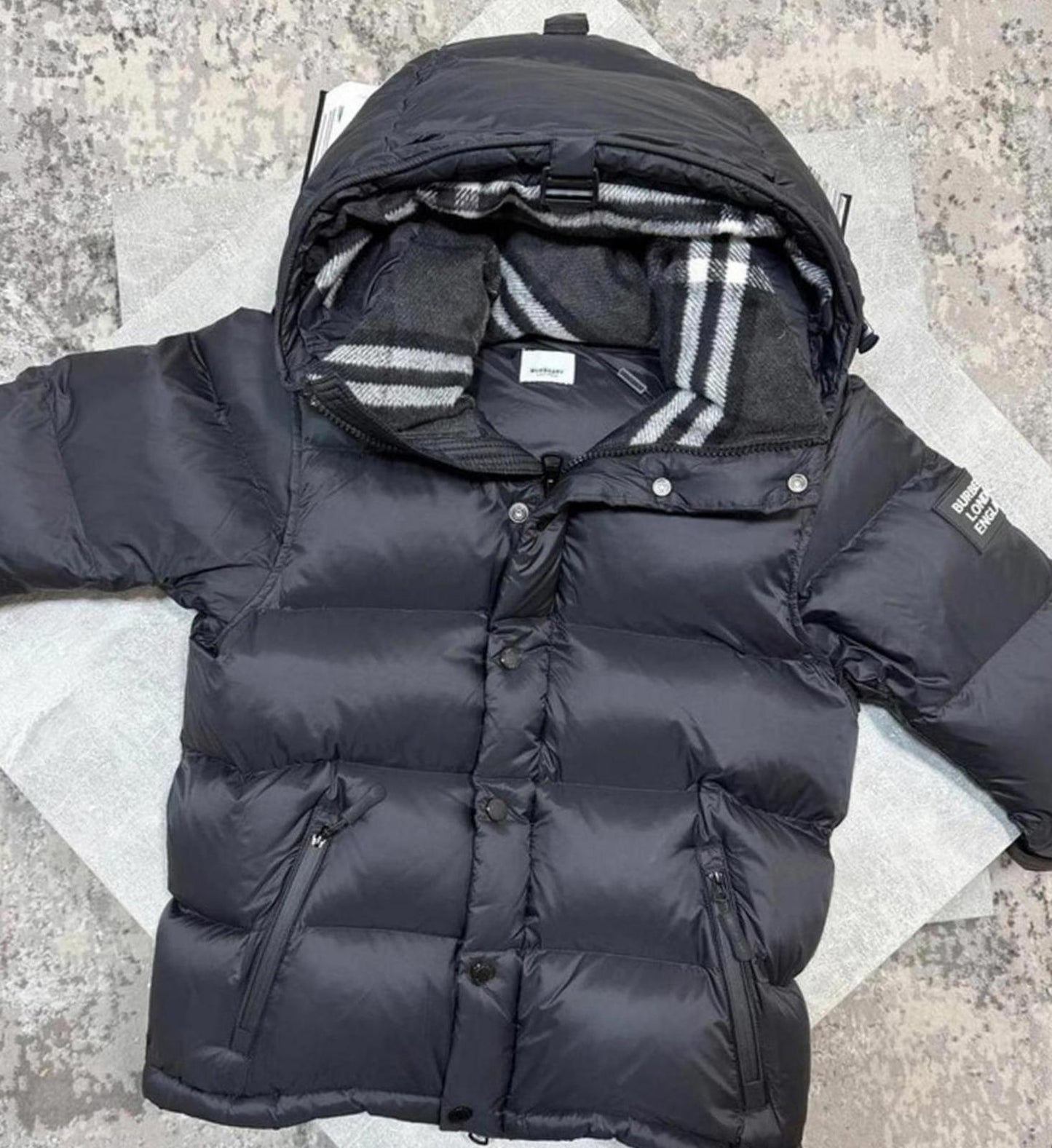 Burberry jacket black Large