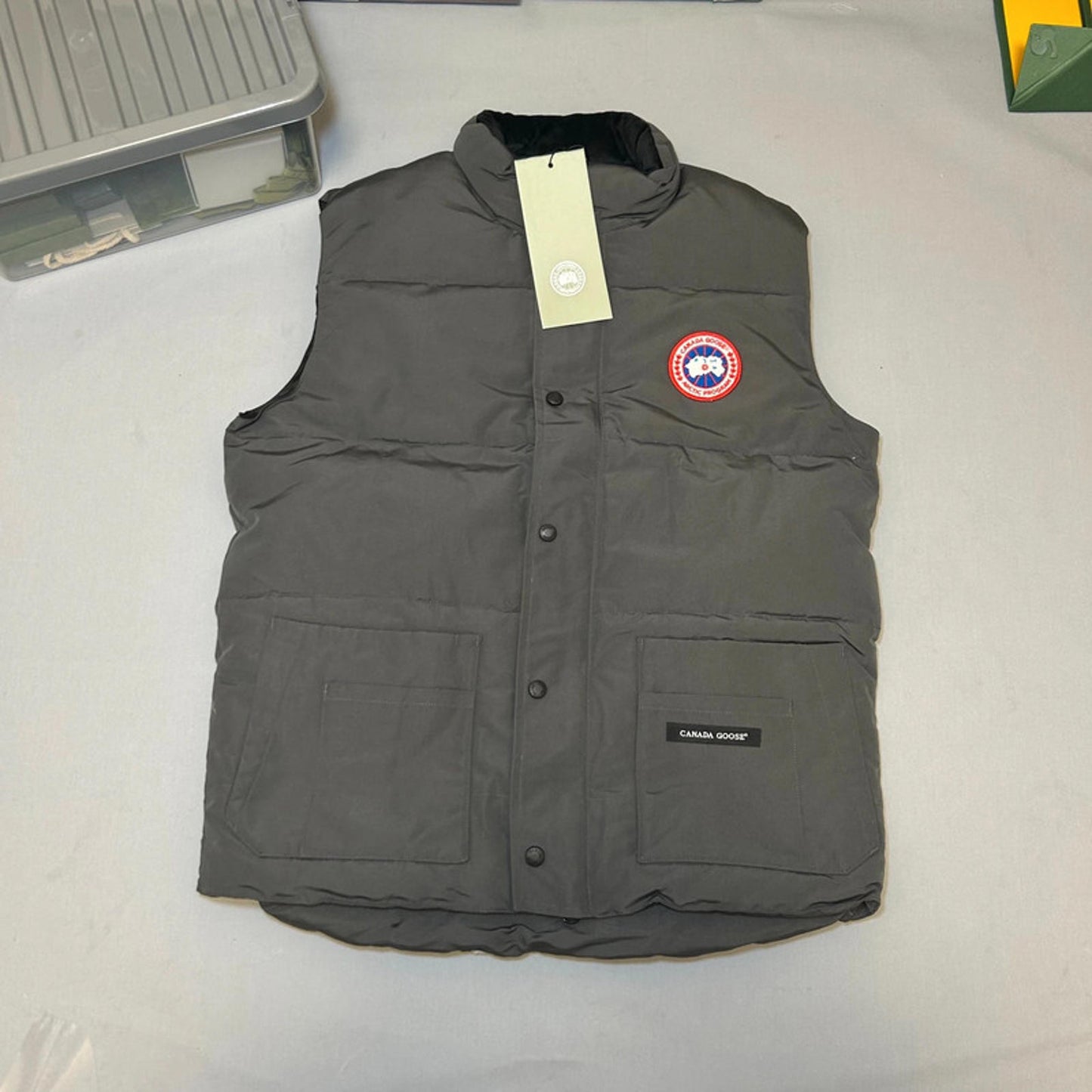 canada goose gilet grey M
