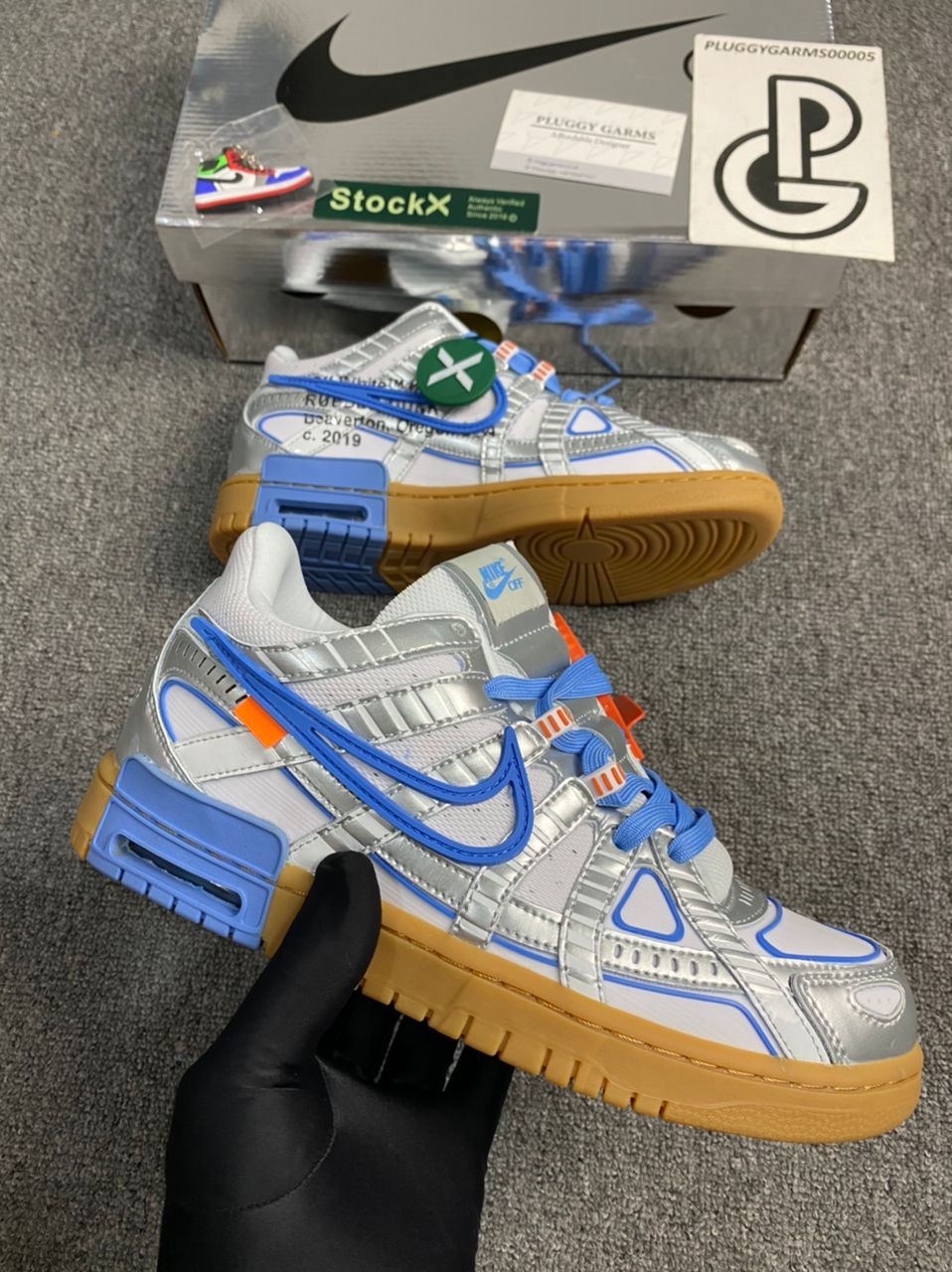 DUNKS RUBBER UNC