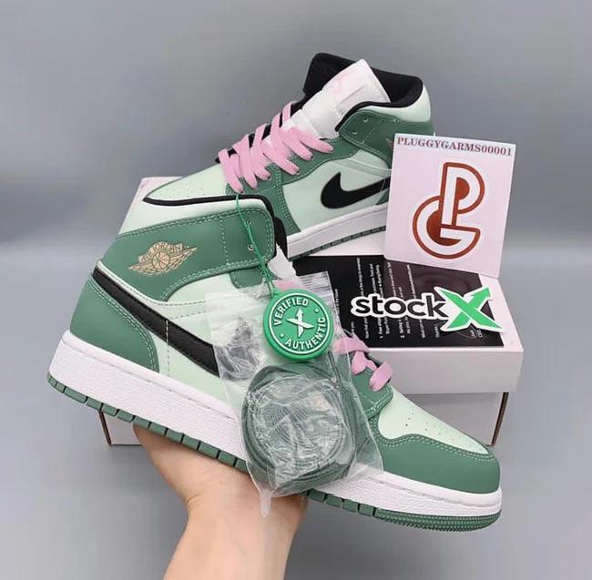 AJ1 “DUTCH GREEN”