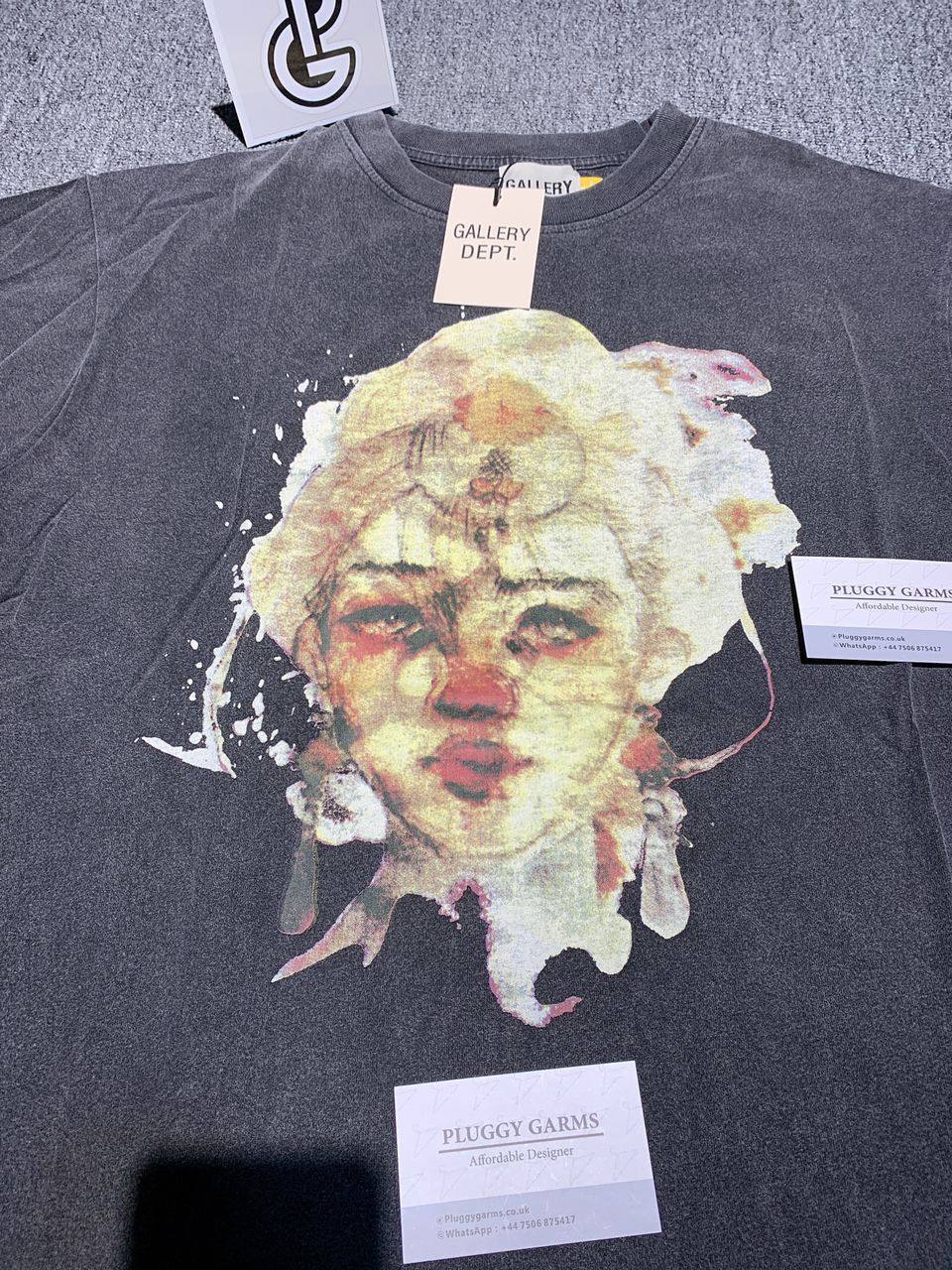 GALLERY T SHIRT