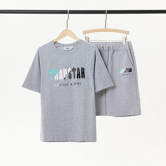 TRAPSTAR T SHIRT AND SHORTS SET