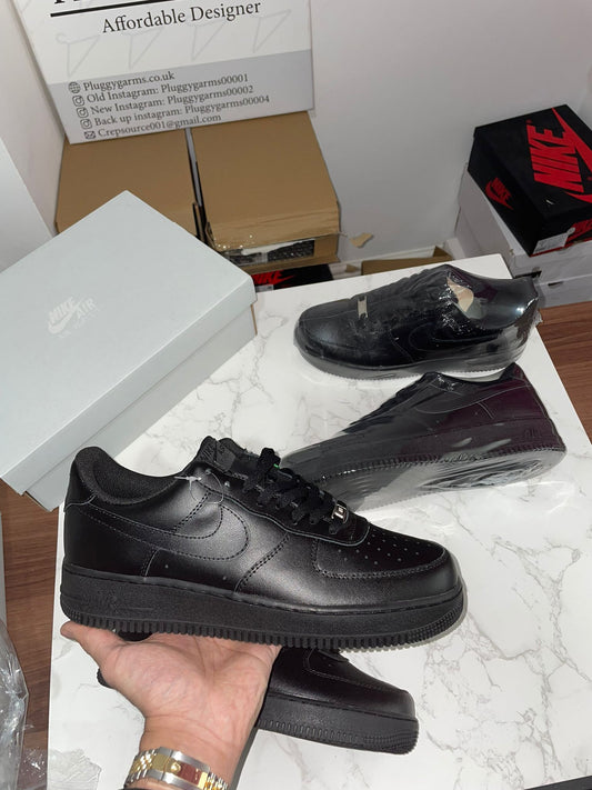 AF1 BLACK