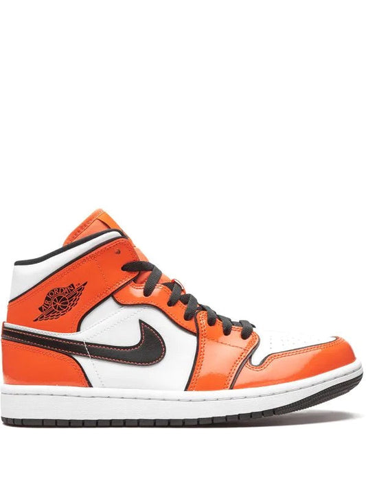 AJ1 “SIGNAL ORANGE”