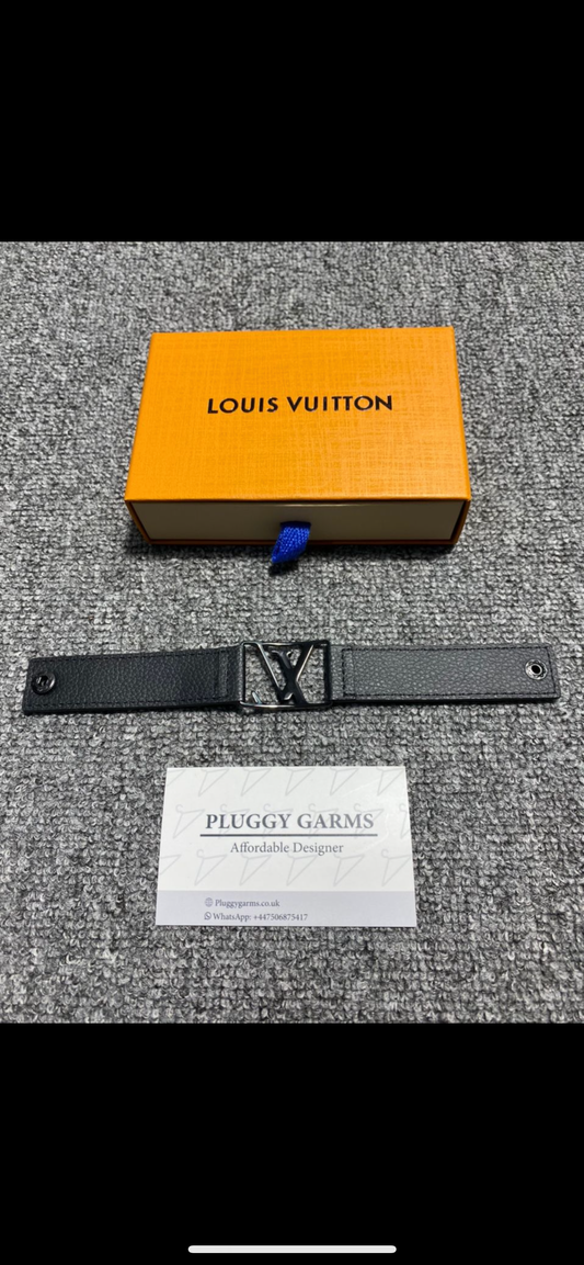 LV BRACELET